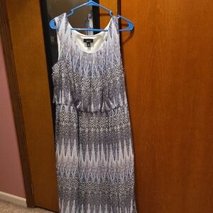 Alyx Sleeveless Maxi Dress in Blue and White